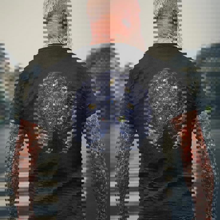 【公式】『オクトパストラベラー0』神々の指輪 メンズTシャツ バックプリント 高齢者への贈り物