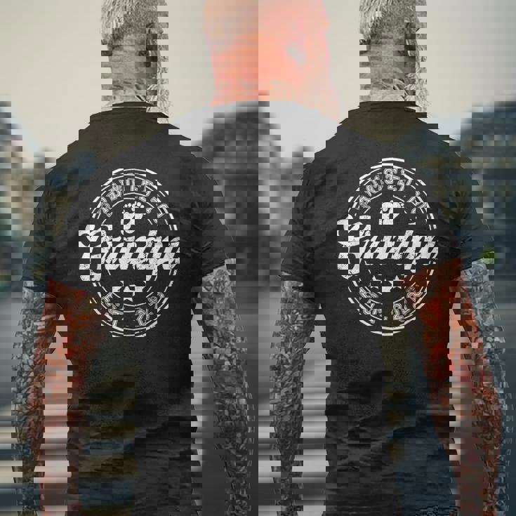 おじいちゃんエスト2026に昇格、ついに新しいおじいちゃんになる メンズTシャツ バックプリント 高齢者への贈り物