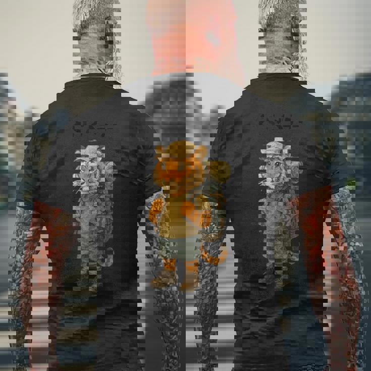 とらべラー メンズTシャツ バックプリント 高齢者への贈り物