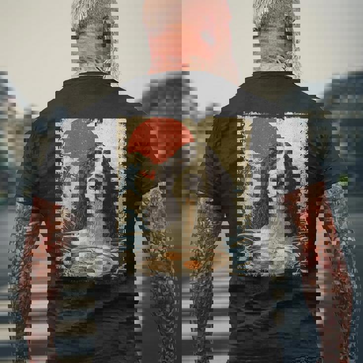 イングリッシュスプリンガー・スパニエル 英語 スプリンガー スパニエル 犬 ラーメン メンズTシャツ バックプリント 高齢者への贈り物