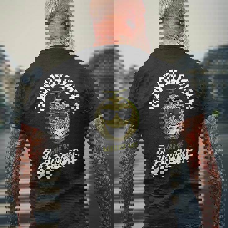 カンタロープ 素晴らしい農家 スイートメロン フルーツ愛好家 プランター メンズTシャツ バックプリント 高齢者への贈り物