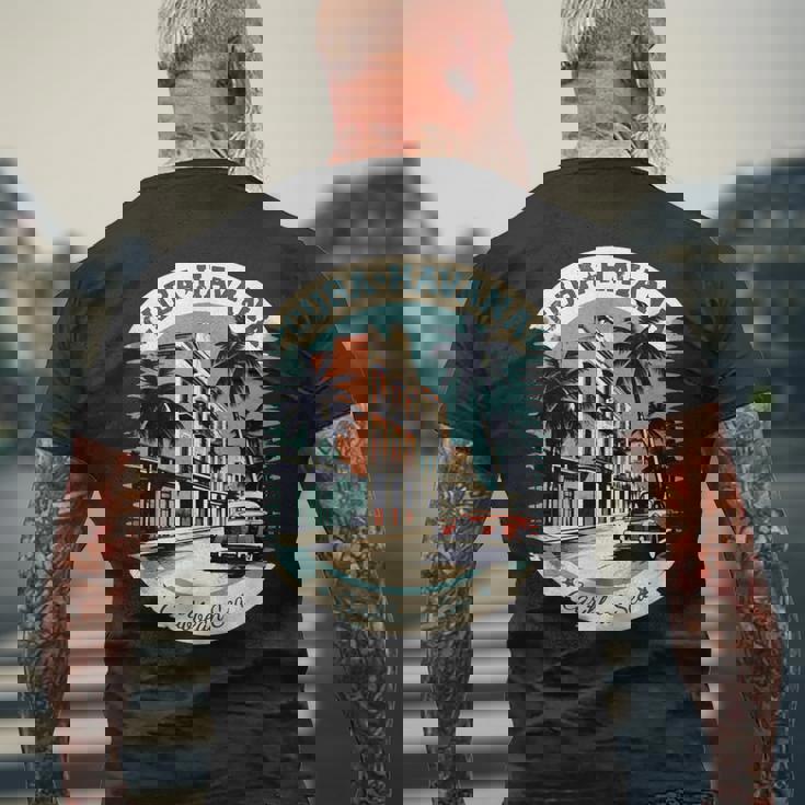 キューバ ハバナ レトロ 車 ヴィンテージ カリブ海のヤシの木 メンズTシャツ バックプリント 高齢者への贈り物