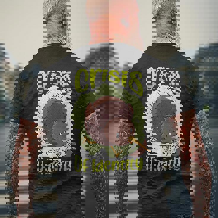 クライシス・オブ・アイデンティティキーウィ・バード・ラヴァー・ニュージーランド メンズTシャツ バックプリント 高齢者への贈り物