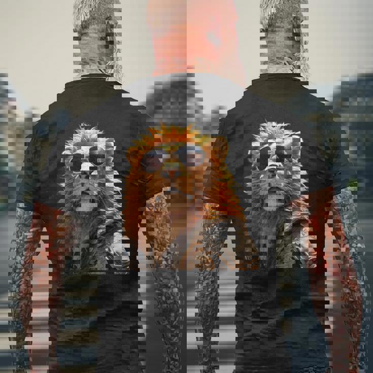 サングラスをかけたライオン 動物大好きライオン かわいいライオン メンズTシャツ バックプリント 高齢者への贈り物