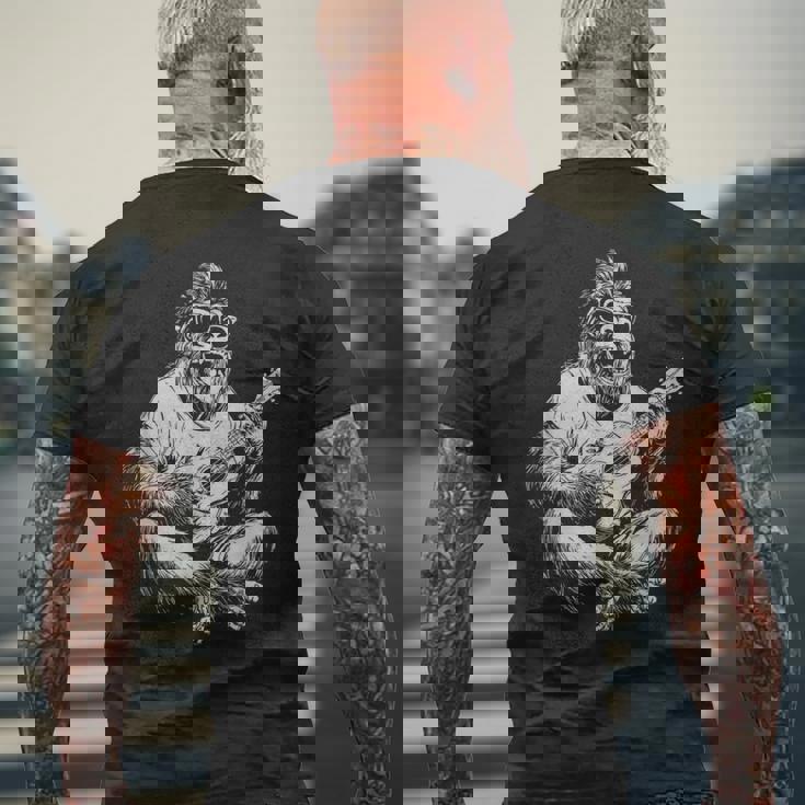 サングラス付きかわいいゴリラ ギタープレーヤー 面白いギタリスト メンズTシャツ バックプリント 高齢者への贈り物