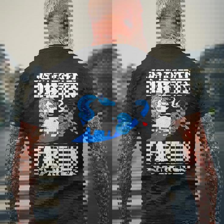 ジャスト・ファイティン・ダイアベティス＆ファーティン・スパークルズ 1型糖尿病 メンズTシャツ バックプリント 高齢者への贈り物