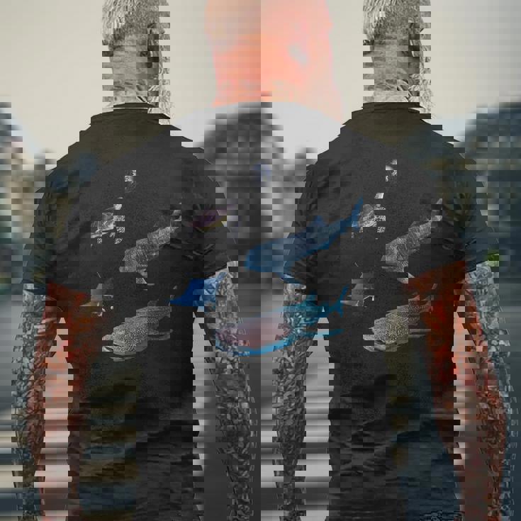 ジンベエザメ マンタ カメ クラゲ メンズTシャツ バックプリント 高齢者への贈り物