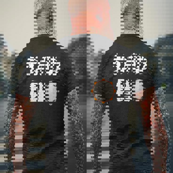 タンバリン担当 カラオケ好き 歌好き パーティー好き ジョーク 趣味 カラオケ タンバリン おもしろ ネタ メンズTシャツ バックプリント 高齢者への贈り物