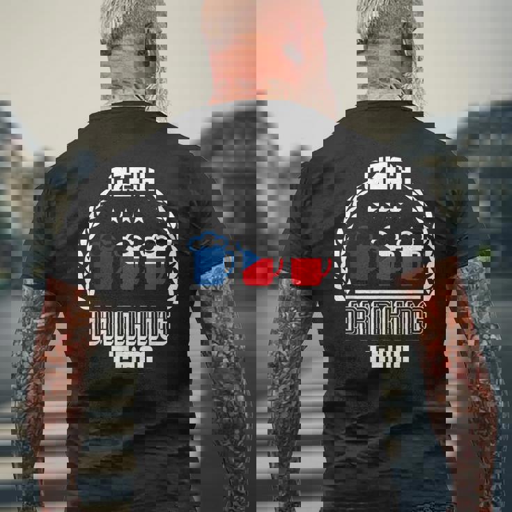 チェコ ライオン プラハ ビール チェコ メンズTシャツ バックプリント 高齢者への贈り物