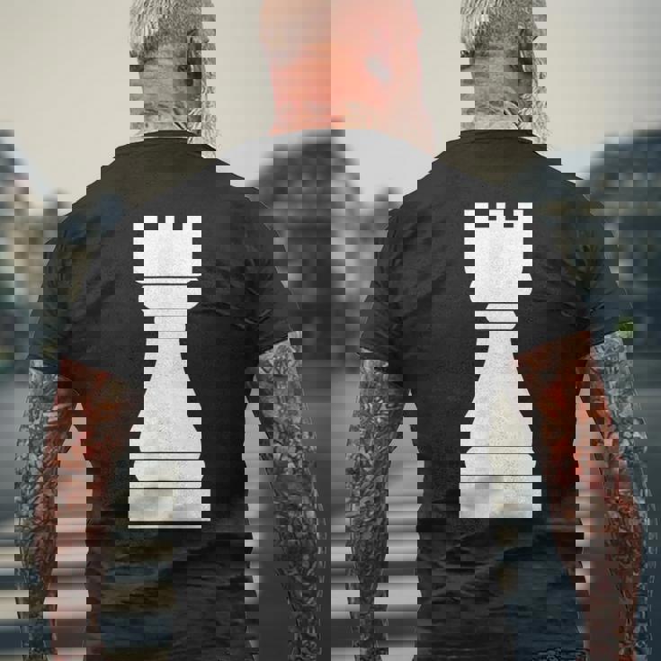 チェス、チェスの駒、ルーク、チェス愛好家、ギフト Chess メンズTシャツ バックプリント 高齢者への贈り物