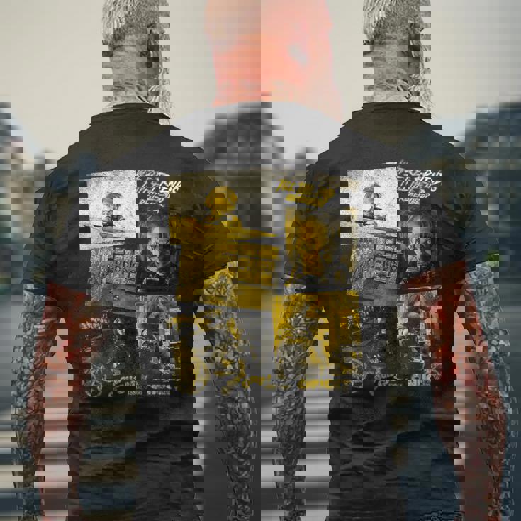 チャッキー Golden Horror Panels Retro メンズTシャツ バックプリント 高齢者への贈り物