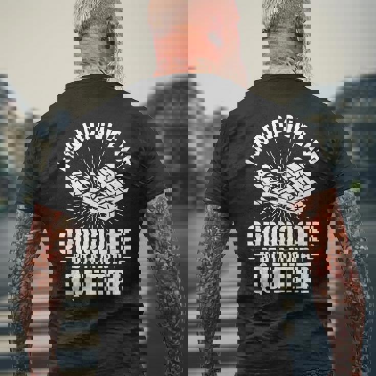 チョコレートはあきらめることができたけど禁煙者じゃない メンズTシャツ バックプリント 高齢者への贈り物