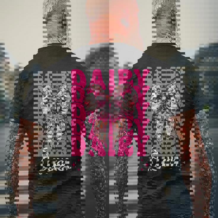 デイリークイーン 酪農家 牛 酪農 少女 ママ コケット メンズTシャツ バックプリント 高齢者への贈り物