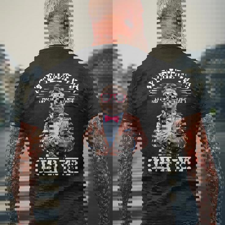 ナマケモノのスーツでおねしょの日々は恥ずかしいけど恥ずかしい。 メンズTシャツ バックプリント 高齢者への贈り物