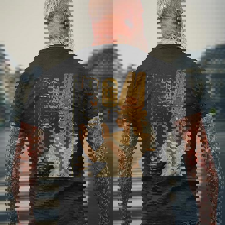 ネフェルタリ女王 古いエジプトファラオ家族 誕生日 クリスマスギフト メンズTシャツ バックプリント 高齢者への贈り物