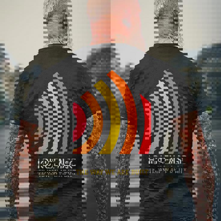 ハウスミュージック ディープファンキーハウス メンズTシャツ バックプリント 高齢者への贈り物