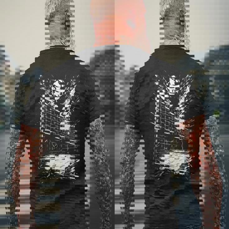 バレーボールのボールを描くバレーボーラー メンズTシャツ バックプリント 高齢者への贈り物