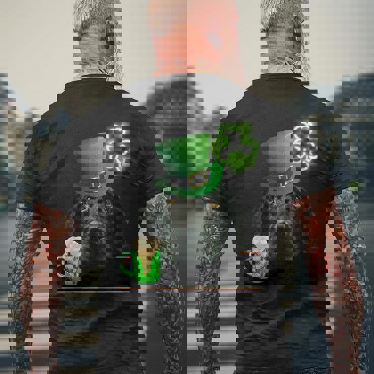 ブラックラボシャツ シャムロック アイリッシュドッグ 絵 聖パトリックス メンズTシャツ バックプリント 高齢者への贈り物