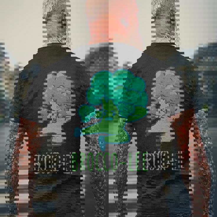 ブロッコリー 面白い空手カンフーブロッコリー野菜 メンズTシャツ バックプリント 高齢者への贈り物