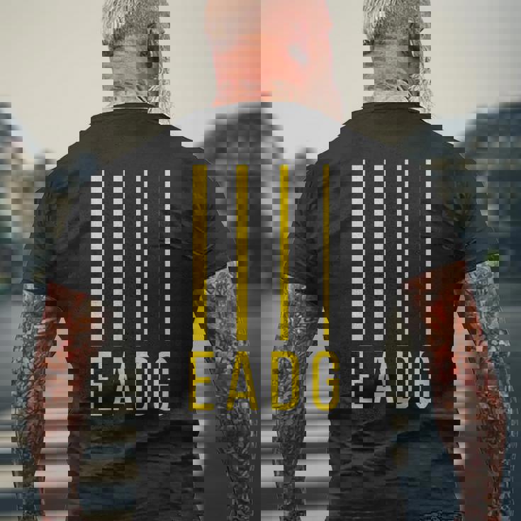 ベースプレーヤーギタリスト Eadg 4弦ベースギター メンズTシャツ バックプリント 高齢者への贈り物