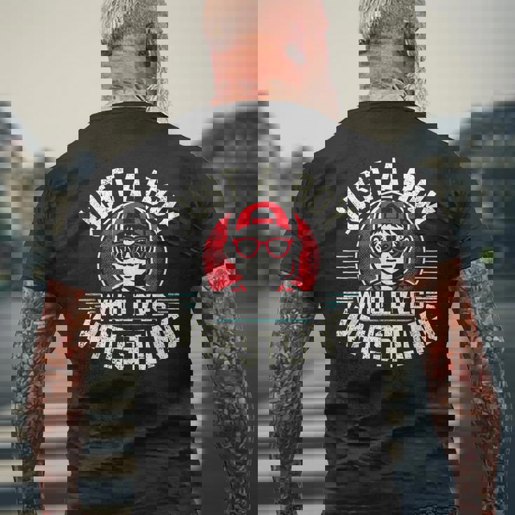 レスリングが大好きな少年 少年&キッズ レスラー メンズTシャツ バックプリント 高齢者への贈り物