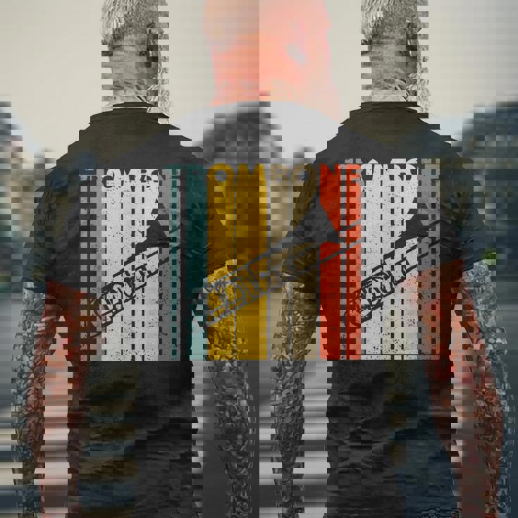 レトロトロンボーン I マーチングバンド I 吹奏楽部 I トロンボーン メンズTシャツ バックプリント 高齢者への贈り物