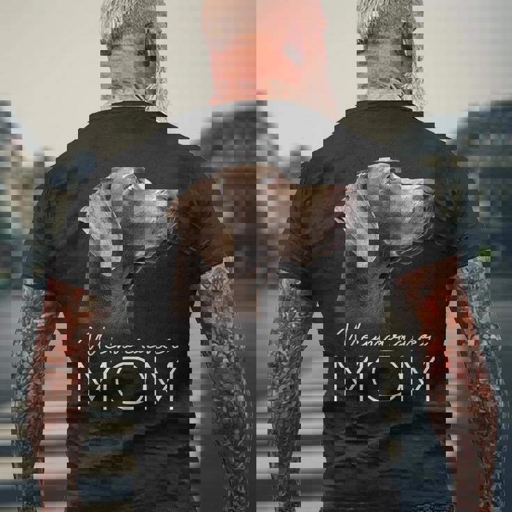 ワイマラナー 犬 ママ メンズTシャツ バックプリント 高齢者への贈り物