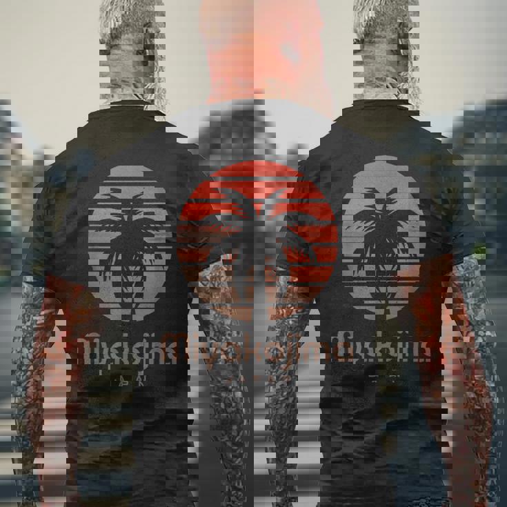 宮古島ジャパン メンズTシャツ バックプリント 高齢者への贈り物