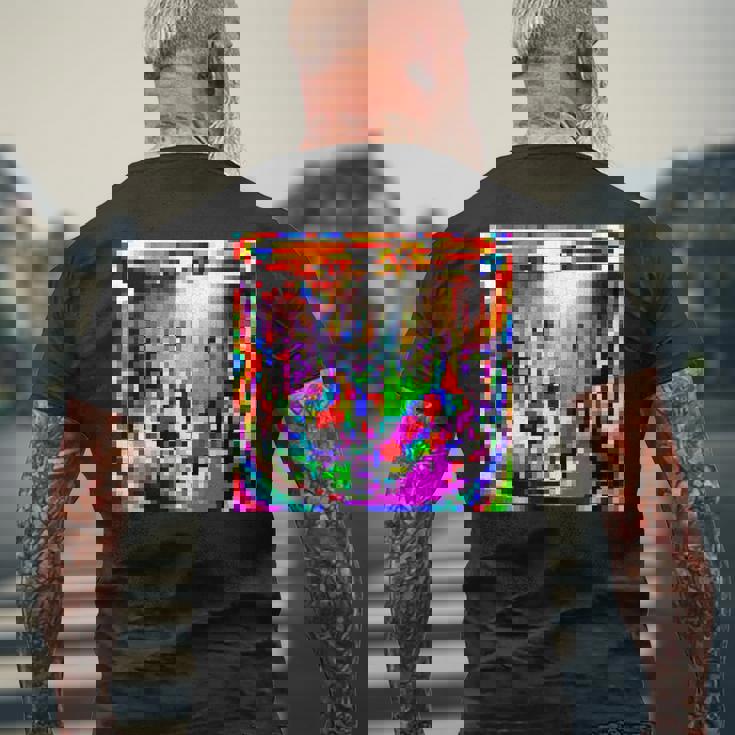 敵対的 アンチフェイシャル認識 カモフラージュ インビジビリティ メンズTシャツ バックプリント 高齢者への贈り物