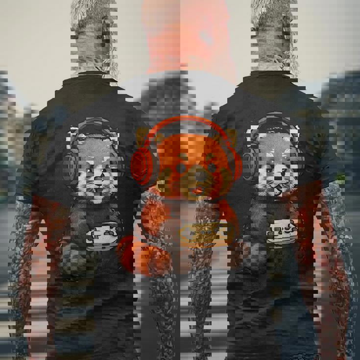 日本のレッサーパンダ ゲーマー アニメ レトロ ビデオゲーム ヴィンテージ メンズTシャツ バックプリント 高齢者への贈り物