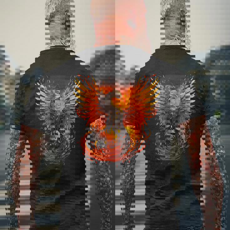 神話の鳥 若返り 不死鳥 芸術作品 ファイヤーバード リボーン メンズTシャツ バックプリント 高齢者への贈り物