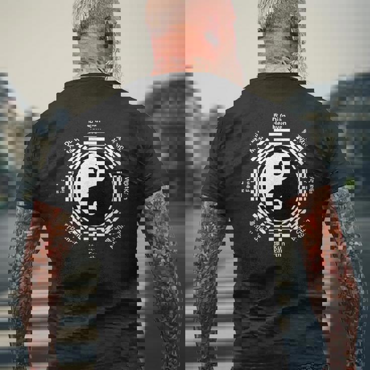 陰陽中国太極拳ギフト風水八卦カンフー メンズTシャツ バックプリント 高齢者への贈り物