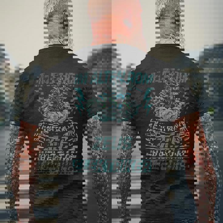 電気技師 ギフト ゼウス メンズTシャツ バックプリント 高齢者への贈り物