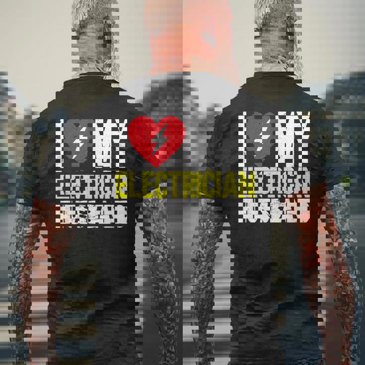 電気技師の夫が大好き メンズTシャツ バックプリント 高齢者への贈り物