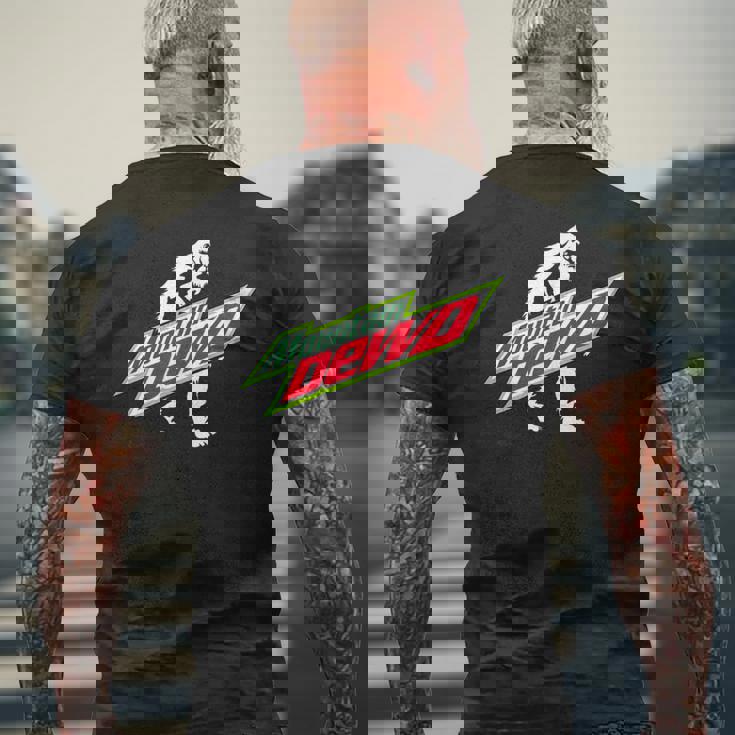 面白いビッグフットマウンテンデュードハイキングキャンプギフト メンズTシャツ バックプリント 高齢者への贈り物