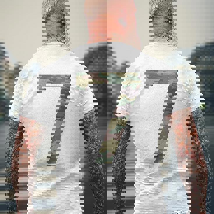 7 ジャージ ユニフォーム バーシティ スポーツ 迷彩 カモフラージュ 7Th メンズTシャツ バックプリント 高齢者への贈り物