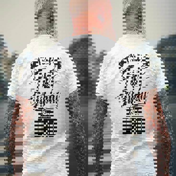 È Il Mio Primo Compleanno Da Papà Papà Festa Papà Papà T-shirt da uomo con stampa posteriore Regalos para ancianos