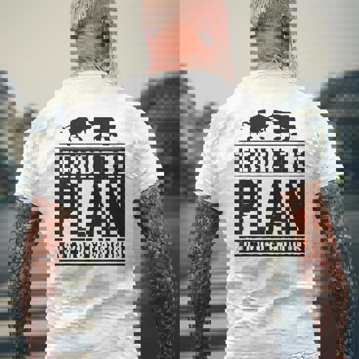 Trade The Plan Not Your Emotions デイトレーダー Trading 株式 証券取引所 メンズTシャツ バックプリント 高齢者への贈り物