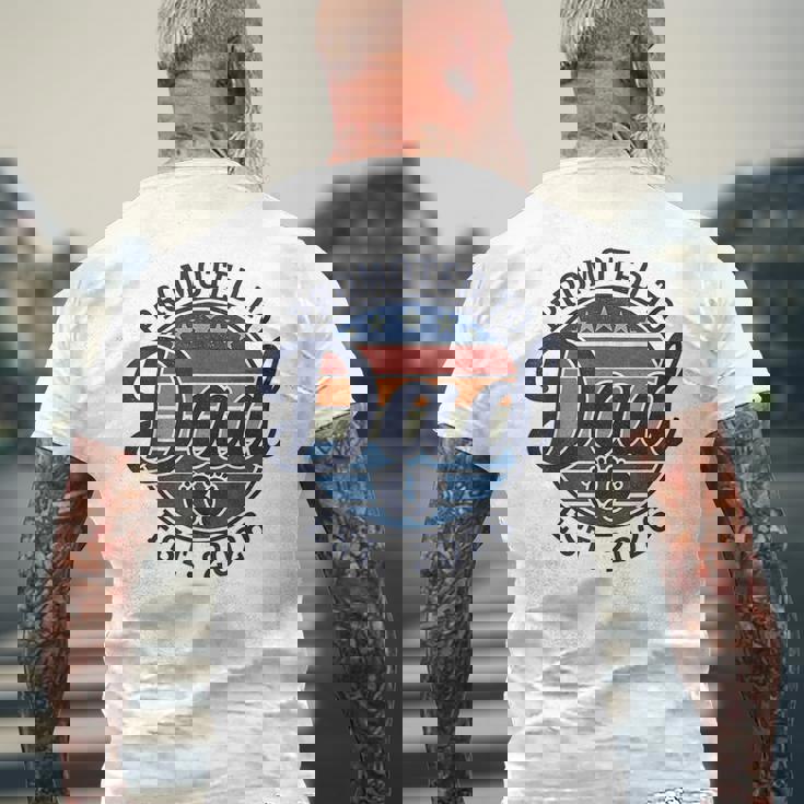 はじめてのお父さんがパパに昇進 2026 父の日男性 メンズTシャツ バックプリント 高齢者への贈り物