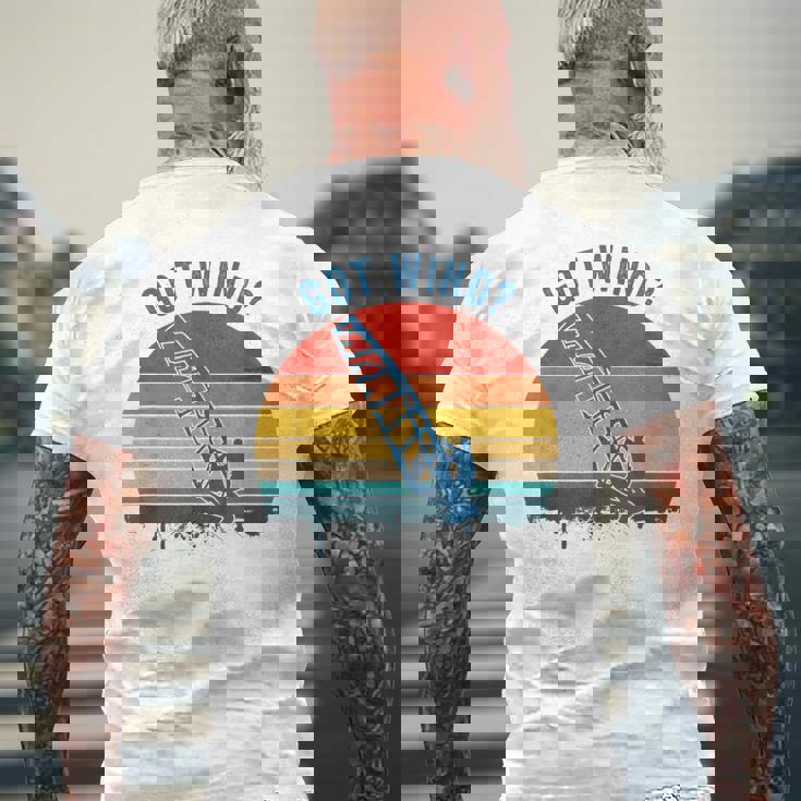 ウィンドサーファーウィンドサーフィンギフト Got Wind メンズTシャツ バックプリント 高齢者への贈り物