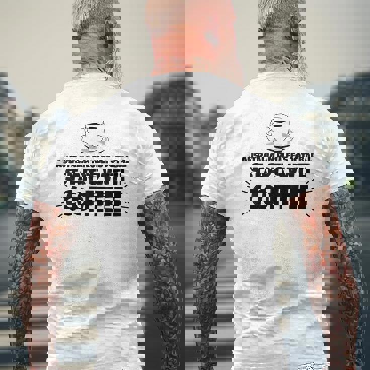 オーストラリアのルールフットボールはコーヒーから始まる メンズTシャツ バックプリント 高齢者への贈り物