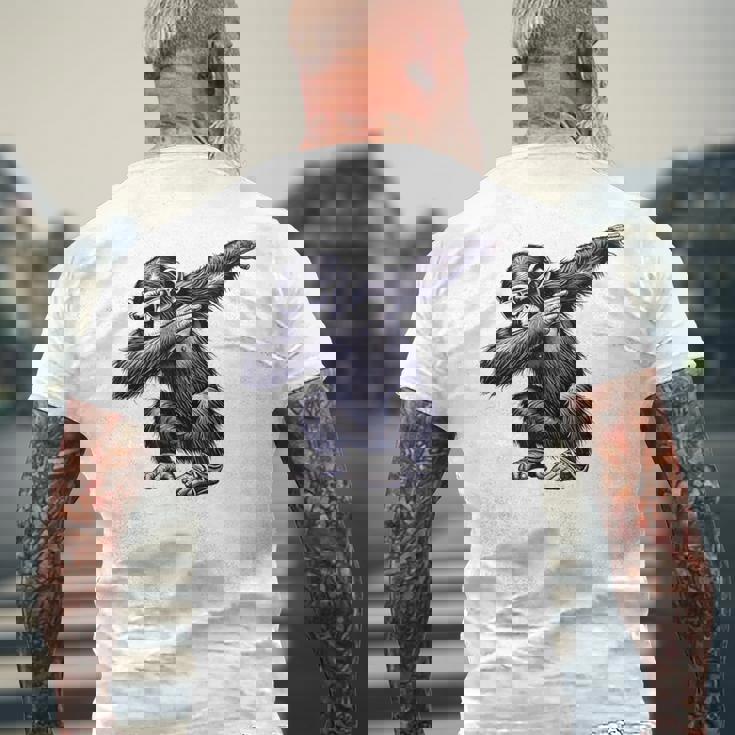 サングラスをかけたダブダンスを踊るチンパンジー猿 メンズTシャツ バックプリント 高齢者への贈り物