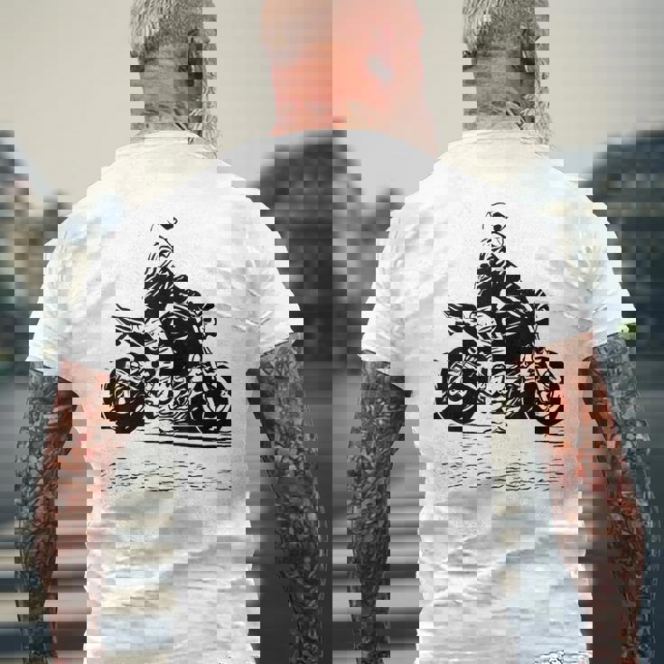 バイク オリジナル作品 タトゥーバイカーv650-Twin Cafe メンズTシャツ バックプリント 高齢者への贈り物