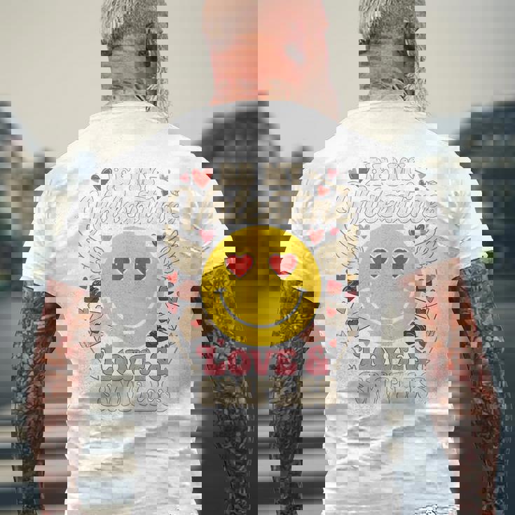 バレンタイン スマイルフェイス ハート 翼 かわいい 愛 チョコレート メンズTシャツ バックプリント 高齢者への贈り物