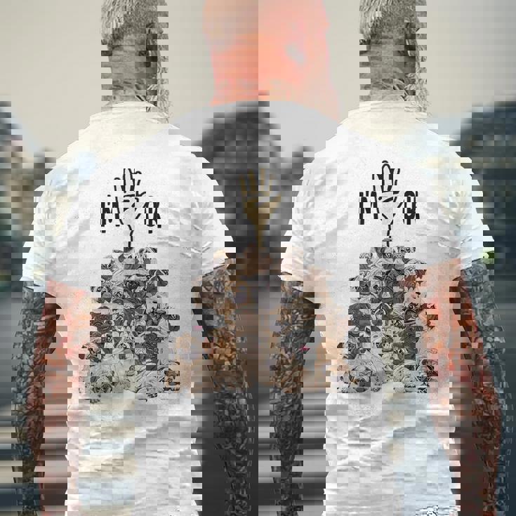 パグがいっぱい I'm Ok パグ好き。 メンズTシャツ バックプリント 高齢者への贈り物