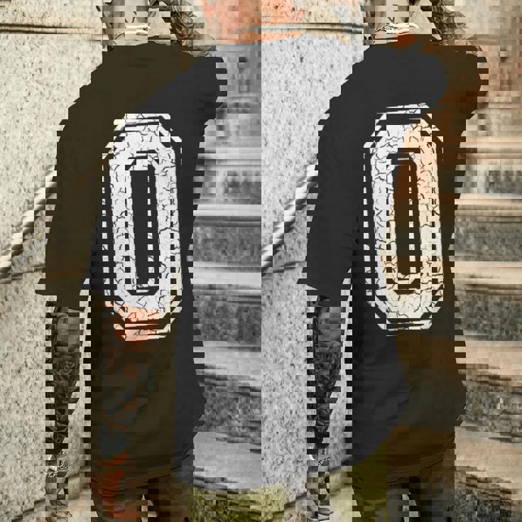 0番チームゼロ スポーツ グランジ 代表チームマッチング メンズTシャツ バックプリント 彼への贈り物