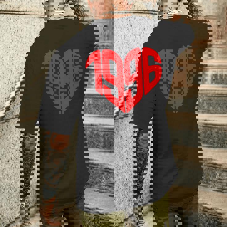 1996年ハート型ヴィンテージ 1996年ハート型愛 30歳の誕生日に メンズTシャツ バックプリント 彼への贈り物