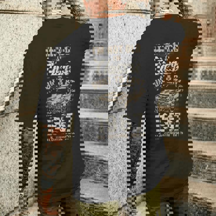 59歳の誕生日 1967年生まれのクラシックカー メンズTシャツ バックプリント 彼への贈り物