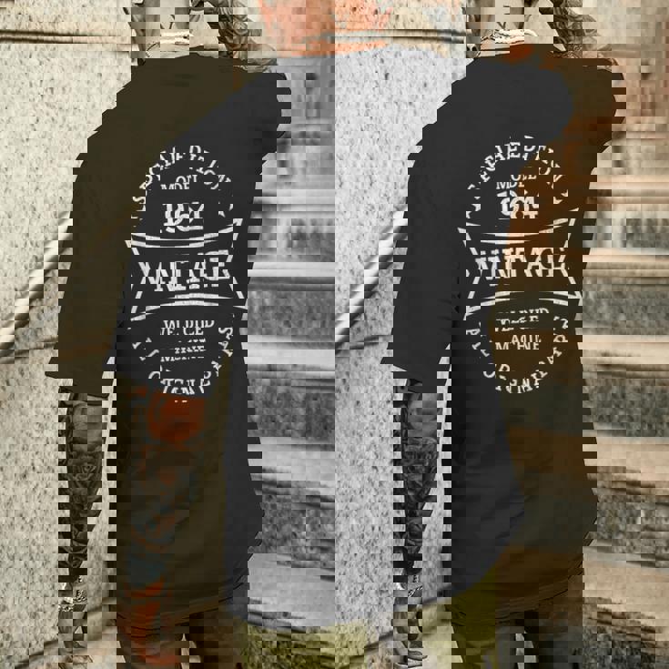 60Th Birthday 60歳 1964年生まれ ヴィンテージ 60歳 メンズTシャツ バックプリント 彼への贈り物