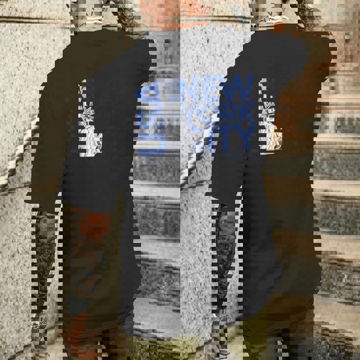 Cool Nyc New York Citytatue Of Liberty With Usa Flag メンズTシャツ バックプリント 彼への贈り物